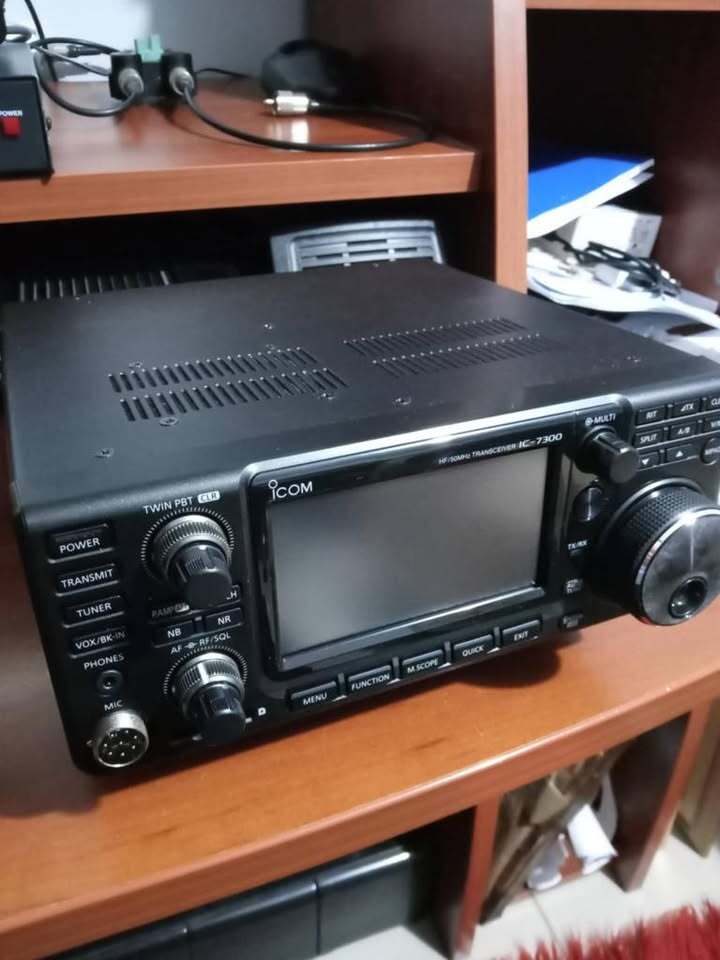Icom 7300