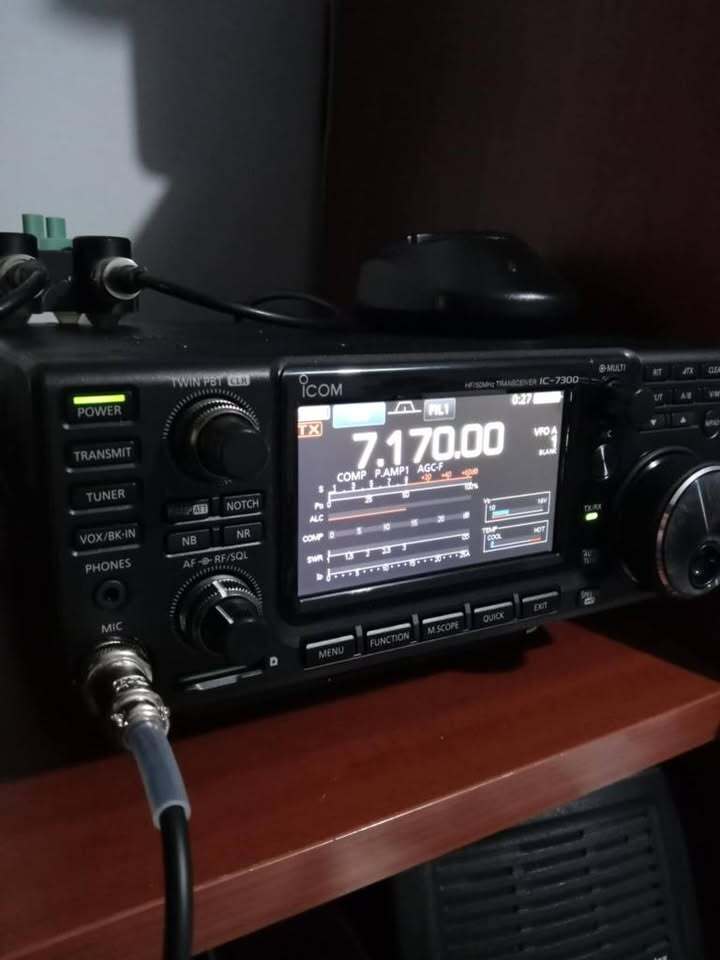 Icom 7300